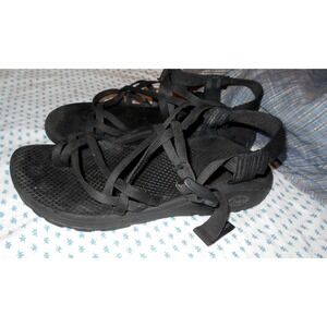 Chaco Z Cloud X2 Black Strappy Athletic Sandals Women Size 10 Toe Loop